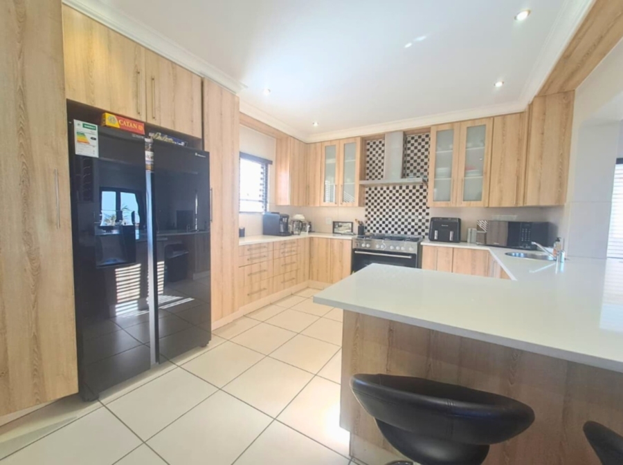 4 Bedroom Property for Sale in Boschdal North West